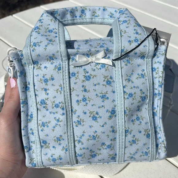 Viral Madden Girl Floral Mini Tote with Matching Coin Purse - Picture 10 of 14